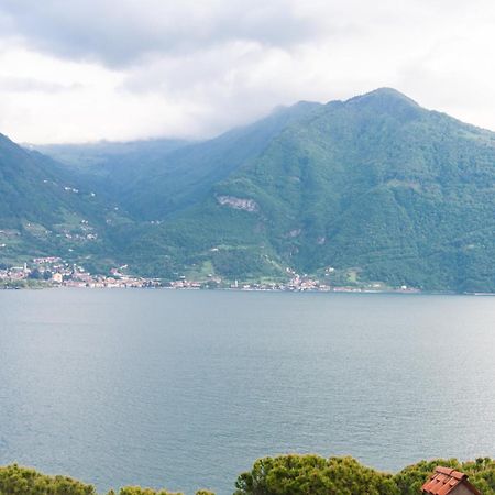 Tra Il Borgo E Il Lago Lovere Buitenkant foto
